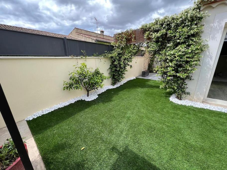 Maison Entiere Redessan מראה חיצוני תמונה